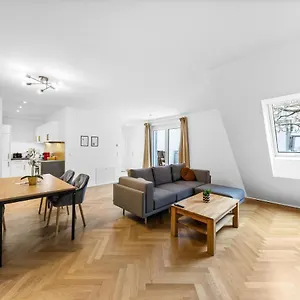Chic Residences #13 * Brand New * Apartment